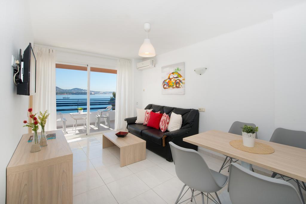 Apartamentos Calablanca ปัลมาโนวา ภายนอก รูปภาพ