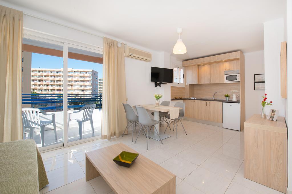 Apartamentos Calablanca ปัลมาโนวา ภายนอก รูปภาพ